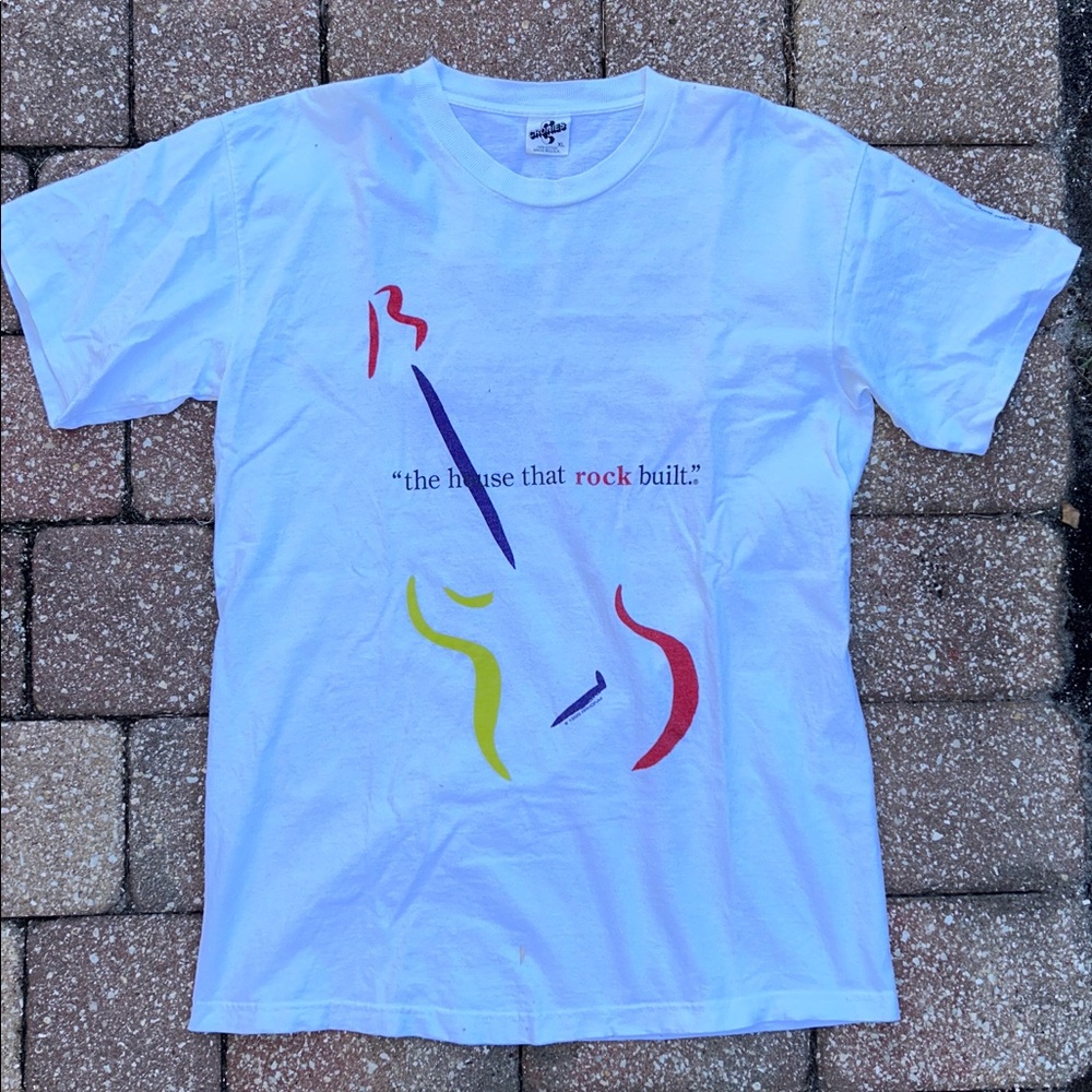 Vintage 90’s ROCK & ROLL HALL of FAME 100% Cotton Graphic T-Shirt